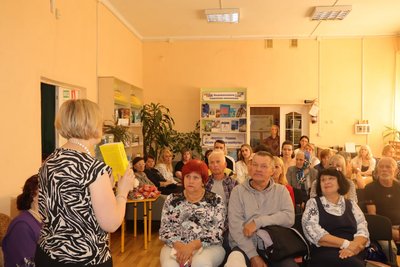 В Охтирській публічній бібліотеці відбулася зустріч з командою PEN Ukraine В Охтирській публічній бібліотеці відбулася зустріч з командою PEN Ukraine
