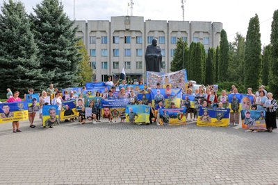 акція на підтримку полонених, зниклі безвісти