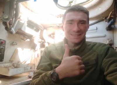 Першою після полону обійняла мама. Історія захисника Маріуполя Тараса Ліщенка Першою після полону обійняла мама. Історія захисника Маріуполя Тараса Ліщенка