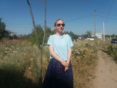 Кропивничани рятують дерева від спеки: "Благоустрій" не може охопити всі потреби Кропивничани рятують дерева від спеки: "Благоустрій" не може охопити всі потреби