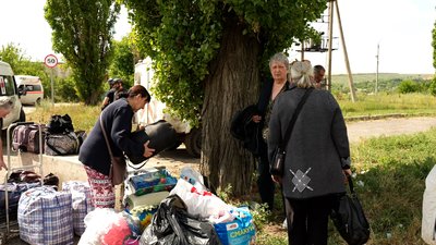 прифронтовий Торецьк евакуація обстріли армія РФ життя люди Донецька область прифронтовий Торецьк евакуація обстріли армія РФ життя люди Донецька область