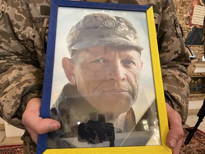 На Полтавщині попрощалися із загиблим військовим Сергієм Раєнко На Полтавщині попрощалися із загиблим військовим Сергієм Раєнко