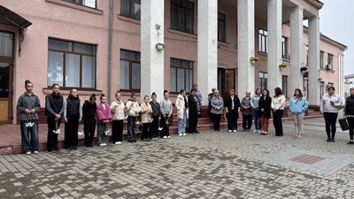 У Крижополі вшанували пам’ять дітей, які загинули внаслідок російської агресії У Крижополі вшанували пам’ять дітей, які загинули внаслідок російської агресії