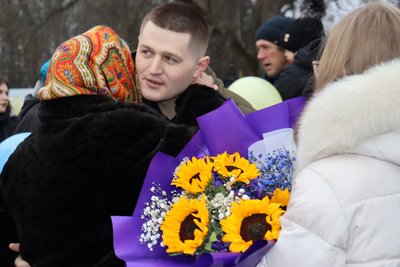Понад 32 місяці полону: у громаді на Черкащині з обіймами зустріли захисника Понад 32 місяці полону: у громаді на Черкащині з обіймами зустріли захисника