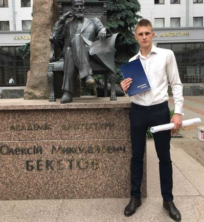 "Всіх поклали за 20 секунд": бойовий шлях військового Микити Карачора, який після поранення служить у Хмельницькому "Всіх поклали за 20 секунд": бойовий шлях військового Микити Карачора, який після поранення служить у Хмельницькому