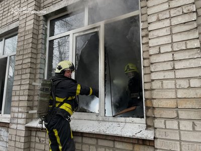 Пожежа у школі Кременчука 9 квітня: що відомо Пожежа у школі Кременчука 9 квітня: що відомо