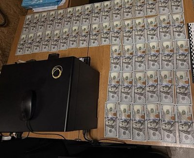 На Одещині чоловік запропонував прикордоннику 5 тисяч доларів за виїзд за кордон