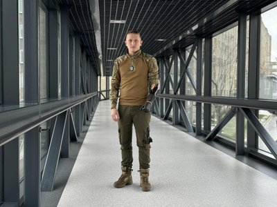 Захисник у центрі "Незламні" Захисник у центрі "Незламні"