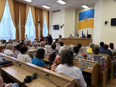 У Кременчуці протестуютьчерез об’єднання лікарень "Придніпровська" та першої міської У Кременчуці протестуютьчерез об’єднання лікарень "Придніпровська" та першої міської