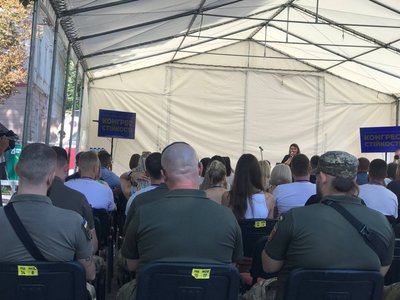 "Живуть між двох світів — це тил і фронт". У Франківську для волонтерів провели форум "Конгрес стійкості" "Живуть між двох світів — це тил і фронт". У Франківську для волонтерів провели форум "Конгрес стійкості"