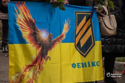 У Дніпрі відкрили меморіальну дошку воїну Третьої штурмової бригади Кирилу Політуну У Дніпрі відкрили меморіальну дошку воїну Третьої штурмової бригади Кирилу Політуну