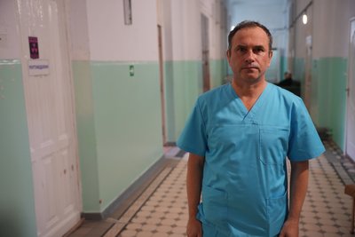 «Основна задача — рятувати людей»: анестезіолог з Херсона про 25 років у професії та операції під обстрілами «Основна задача — рятувати людей»: анестезіолог з Херсона про 25 років у професії та операції під обстрілами