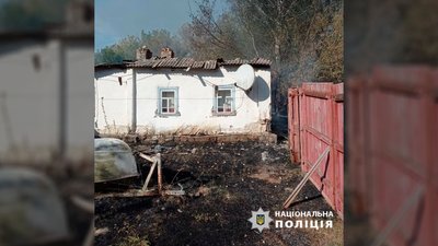 Знищено трактор та пошкоджені господарські будівлі: росіяни з дронів атакували прикордоння Чернігівщини Знищено трактор та пошкоджені господарські будівлі: росіяни з дронів атакували прикордоння Чернігівщини