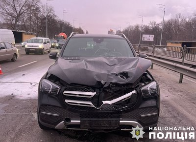 Перебігав шосе: в Києві сталася смертельна ДТП Перебігав шосе: в Києві сталася смертельна ДТП