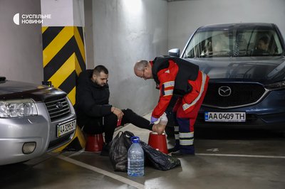 З’явилися фото з наслідками атаки на Київ З’явилися фото з наслідками атаки на Київ