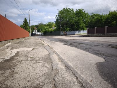 Громада на Буковині витрачає свої гроші на дороги державного значення: чому так сталося Громада на Буковині витрачає свої гроші на дороги державного значення: чому так сталося