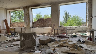 Зруйнована будівля дитсадка село Сергіївка Удачненська громада Донецька область 11 червня 2025 рік Зруйнована будівля дитсадка село Сергіївка Удачненська громада Донецька область 11 червня 2025 рік