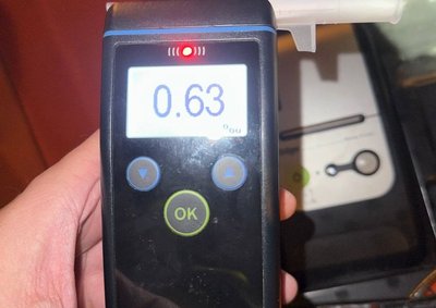 Кермував напідпитку та без водійського посвідчення: у Дніпрі на 17-річного юнака склали адмінпротоколи Кермував напідпитку та без водійського посвідчення: у Дніпрі на 17-річного юнака склали адмінпротоколи