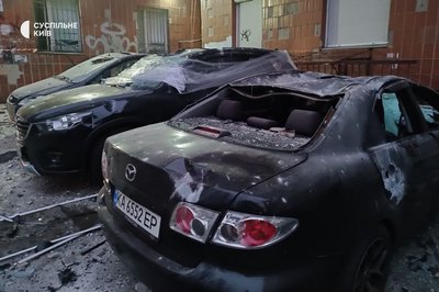 Уламки безпілотника влучили у багатоповерхівку: наслідки російської атаки Києва Уламки безпілотника влучили у багатоповерхівку: наслідки російської атаки Києва