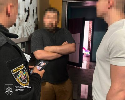 Постачали неякісне вугілля для опалення шкіл, дитсадків та лікарень: правоохоронці оголосили підозри вісьмом людям Постачали неякісне вугілля для опалення шкіл, дитсадків та лікарень: правоохоронці оголосили підозри вісьмом людям