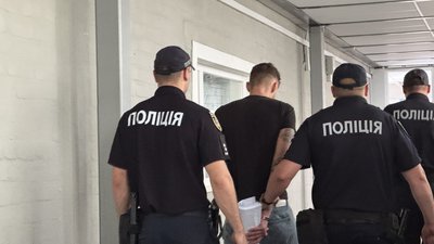Тримання під вартою: підозрюваному обрали запобіжний захід у справі про ДТП, в якій загинули двоє людей у Миколаєві Тримання під вартою: підозрюваному обрали запобіжний захід у справі про ДТП, в якій загинули двоє людей у Миколаєві