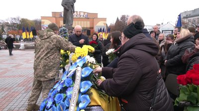 З бійцями Віталієм Балюком та Валерієм Кравчуком попрощалися у Рівному З бійцями Віталієм Балюком та Валерієм Кравчуком попрощалися у Рівному