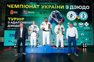 Ракетна атака на Дніпро, наслідки обстрілів РФ, зміни в русі потягів. Головні новини Дніпра та області 14 вересня Ракетна атака на Дніпро, наслідки обстрілів РФ, зміни в русі потягів. Головні новини Дніпра та області 14 вересня