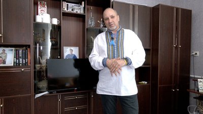 "Найбільше хочеться мовчки його обійняти": батьки загиблого оборонця з Вінниччини поділилися спогадами про сина "Найбільше хочеться мовчки його обійняти": батьки загиблого оборонця з Вінниччини поділилися спогадами про сина
