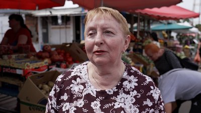 Від 65 до 100 гривень за кілограм: коли почне спадати ціна на молоду картоплю на ринках Чернігова Від 65 до 100 гривень за кілограм: коли почне спадати ціна на молоду картоплю на ринках Чернігова