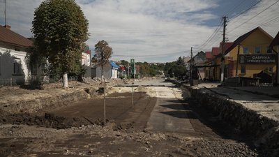 На Тернопільщині під час ремонту дороги відкопали кістки, що відомо про знахідку, ремонт дороги На Тернопільщині під час ремонту дороги відкопали кістки, що відомо про знахідку, ремонт дороги