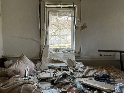 "Страшний вибух і полум’я перед очима": що розповіли місцеві про нічну атаку дронів на Полтаву "Страшний вибух і полум’я перед очима": що розповіли місцеві про нічну атаку дронів на Полтаву
