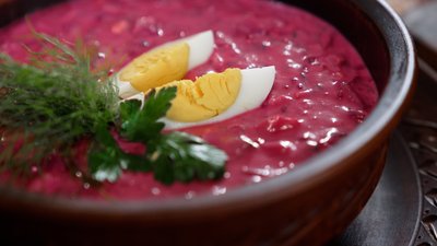 "Кулінарний спадок": Рецепт холодника від рівнянки Марії Макарчук "Кулінарний спадок": Рецепт холодника від рівнянки Марії Макарчук
