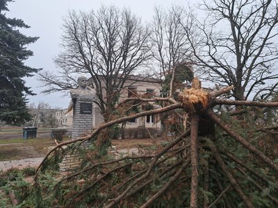 Немає світла, води, обстрілюють дронами. Скільки людей живуть у прифронтовій Удачненській громаді на Донеччині: дані СВА Немає світла, води, обстрілюють дронами. Скільки людей живуть у прифронтовій Удачненській громаді на Донеччині: дані СВА