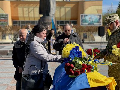 З військовим Андрієм Головченком попрощалися у Рівному З військовим Андрієм Головченком попрощалися у Рівному