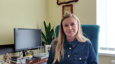 Керівниця найбільшого в Новоселиці м'ясопереробного підприємства Ірина Шкуматова Керівниця найбільшого в Новоселиці м'ясопереробного підприємства Ірина Шкуматова