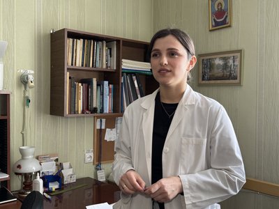 “Потрібно зігріватися поступово”. Хто потерпає від переохолодження у Сумах і як захиститися