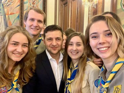 "Все можливо і все буде". Читачі й читачки Суспільного діляться фотографіями, що в них асоціюються з незалежністю "Все можливо і все буде". Читачі й читачки Суспільного діляться фотографіями, що в них асоціюються з незалежністю