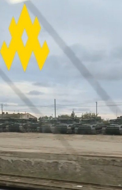 Кримські партизани виявили приховану стоянку техніки російських військових в Євпаторії Кримські партизани виявили приховану стоянку техніки російських військових в Євпаторії