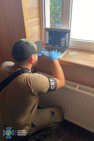 На Рівненщині викрили жінку, яка глорифікувала дії ворога і засуджувала ЗСУ На Рівненщині викрили жінку, яка глорифікувала дії ворога і засуджувала ЗСУ