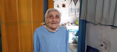 87-річна бабуся з Житомирщини понад 15 років живе одна в селі