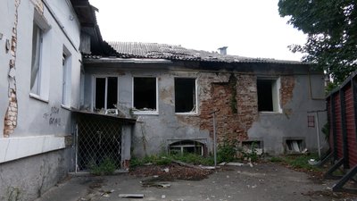 Дитяча стоматполіклініка у Чернігові: зберігати її для відновлення чи законсервувати Дитяча стоматполіклініка у Чернігові: зберігати її для відновлення чи законсервувати