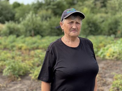 Місяць без світла та під ударами FPV-дронів. Як живе Степанівка на Донеччині Місяць без світла та під ударами FPV-дронів. Як живе Степанівка на Донеччині