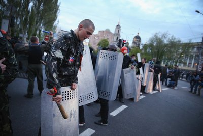 Не остання, крайня акція. Проукраїнський мітинг у Донецьку 28 квітня 2014 рік: яким він був Не остання, крайня акція. Проукраїнський мітинг у Донецьку 28 квітня 2014 рік: яким він був