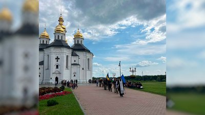 На Чернігівщині поховали Олександра Москаленка та Ігоря Дерюгу, які загинули на Сумщині та Луганщині На Чернігівщині поховали Олександра Москаленка та Ігоря Дерюгу, які загинули на Сумщині та Луганщині