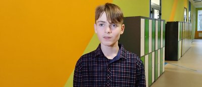 Освітяни Житомира зібрали гроші та купили два дрони для військових Освітяни Житомира зібрали гроші та купили два дрони для військових