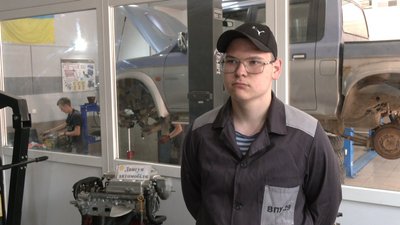 У Львові збирають гроші для виготовлення електротрициклів на фронт У Львові збирають гроші для виготовлення електротрициклів на фронт