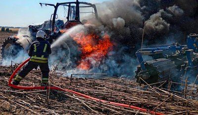 За добу на Хмельниччині сталося 27 пожеж: вогнем знищено 15 тисяч квадратних метрів землі За добу на Хмельниччині сталося 27 пожеж: вогнем знищено 15 тисяч квадратних метрів землі