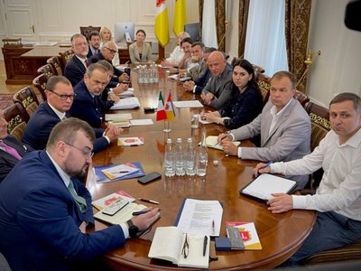 До Одеси прибула делегація з Італії До Одеси прибула делегація з Італії