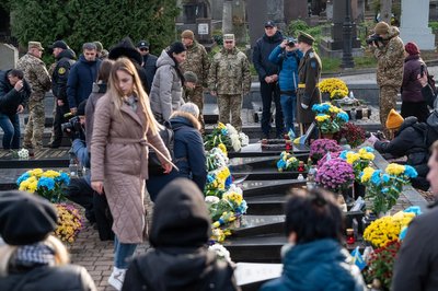 Вшанування Героїв Небесної Сотні на Личаківському цвинтарі, 21 листопада 2024 Вшанування Героїв Небесної Сотні на Личаківському цвинтарі, 21 листопада 2024