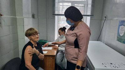 У Кіровоградській області безплатно щеплять медиків від грипу У Кіровоградській області безплатно щеплять медиків від грипу